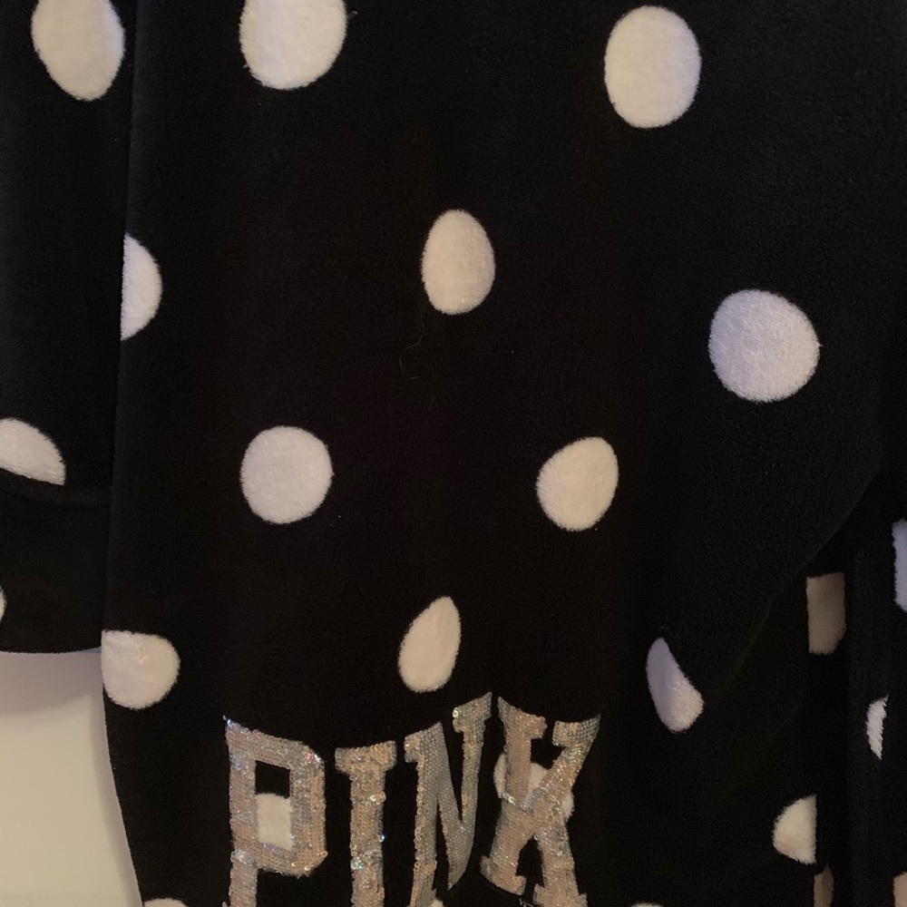 Pink VS Robe.Small.